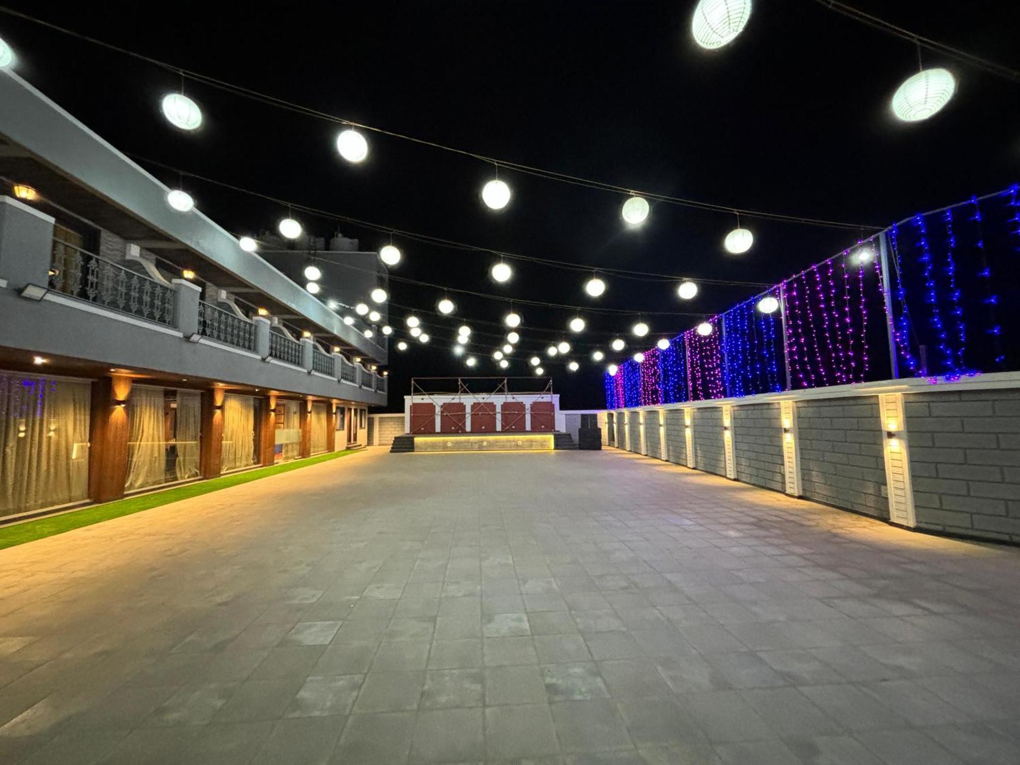 The Saroja Grand Villa Resort Bapane Εξωτερικό φωτογραφία