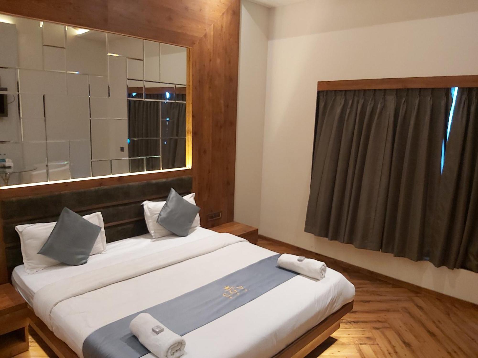 The Saroja Grand Villa Resort Bapane Εξωτερικό φωτογραφία